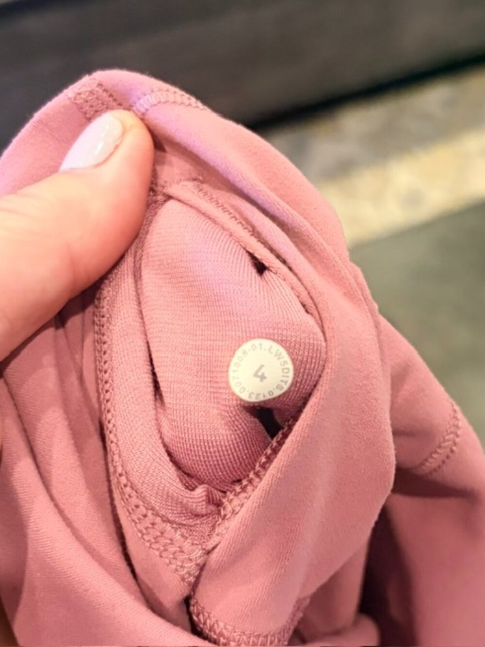 Lululemon Mauve Leggings Size 4 - Picture 4 of 4